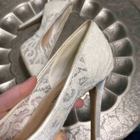 Christian Siriano Lace Heels - Picture 7 of 9
